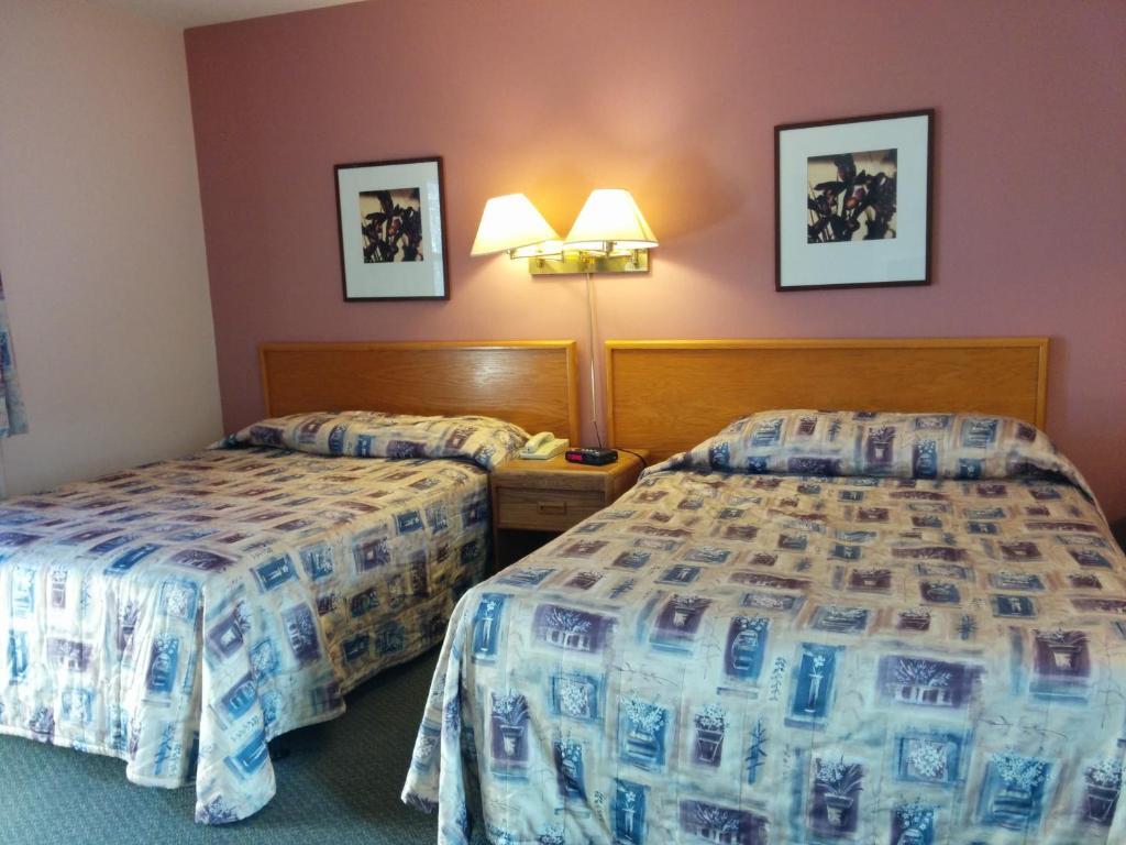 Esquire Motel Halifax Room photo